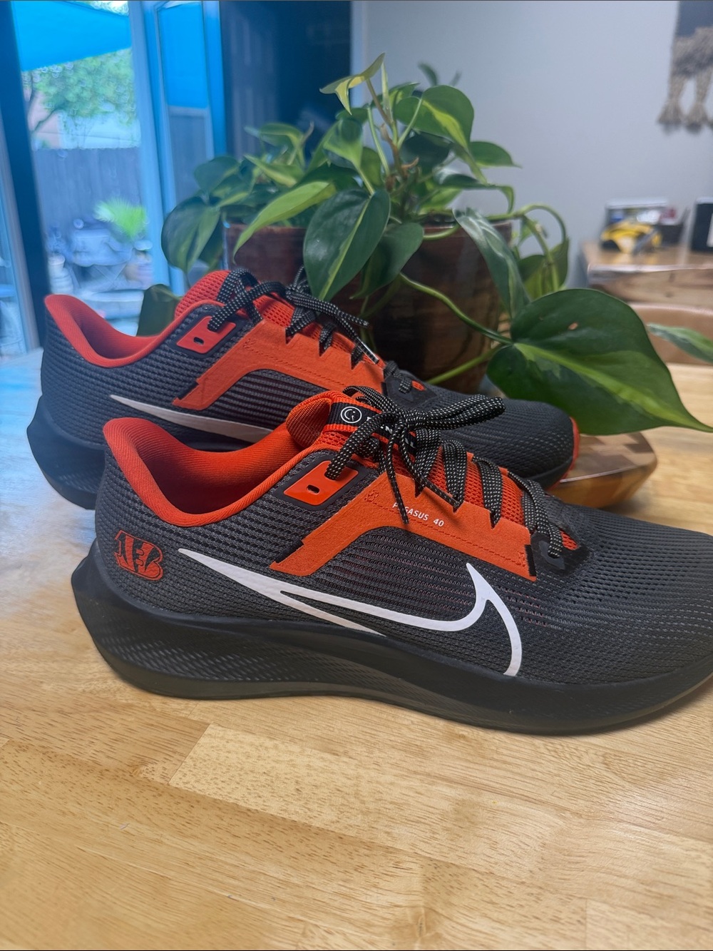 Nike Men’s Nike Pegasus 40 Cincinnati Bengals running shoe 12.5